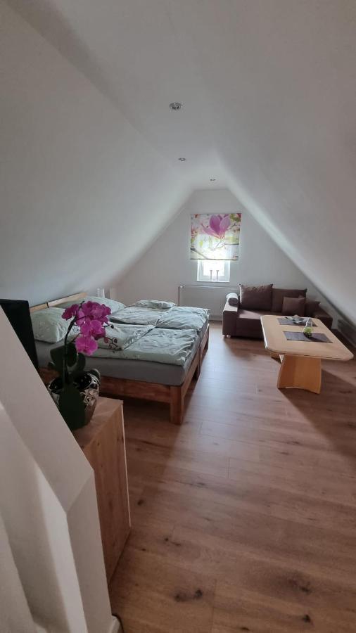 Ferienwohnung Bei Natie Brilon Exterior photo